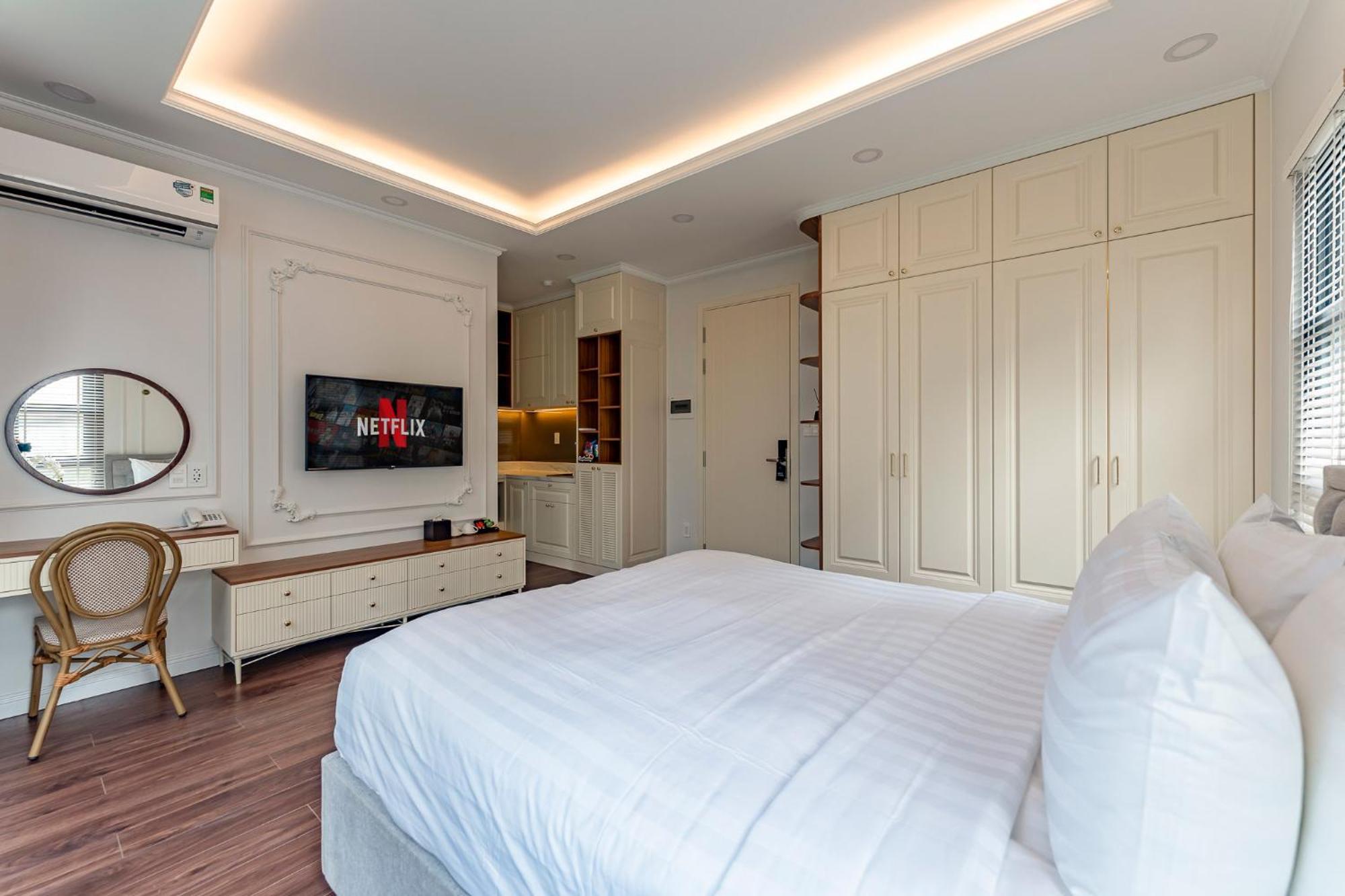 Golden Sun Apartment & Hotel Хошимин Экстерьер фото