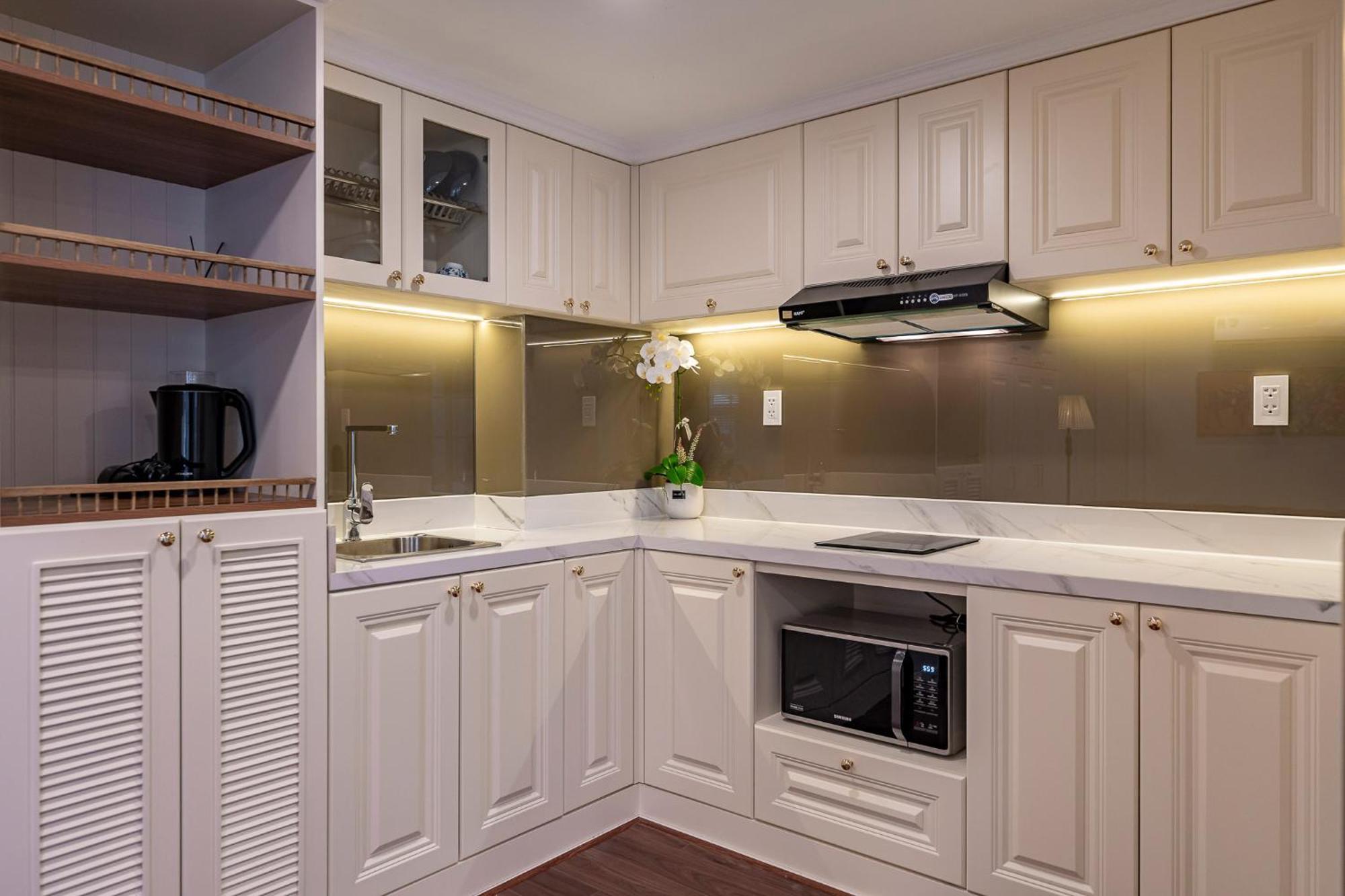 Golden Sun Apartment & Hotel Хошимин Экстерьер фото