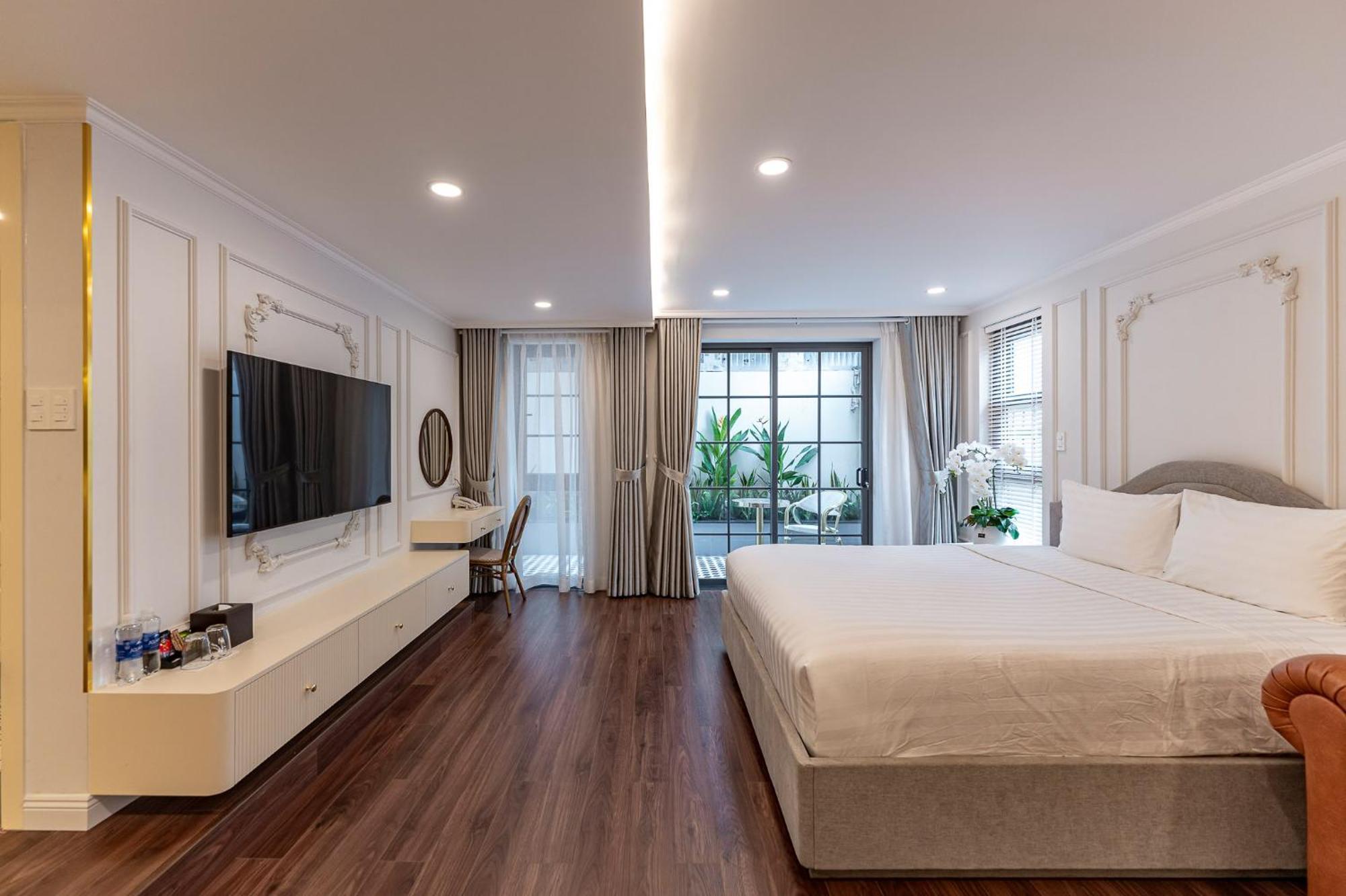 Golden Sun Apartment & Hotel Хошимин Экстерьер фото