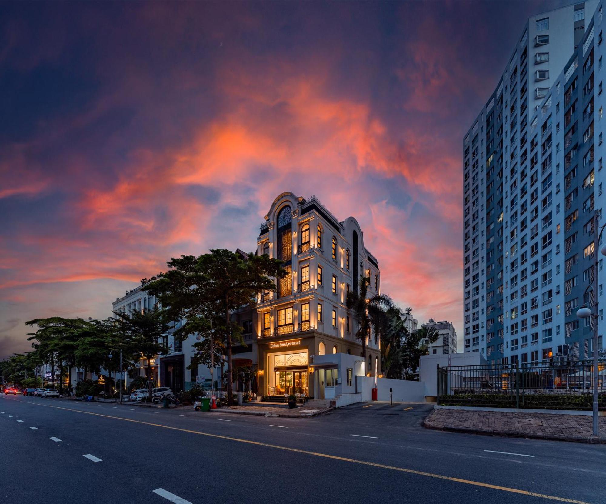 Golden Sun Apartment & Hotel Хошимин Экстерьер фото